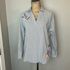 Skies are blue top size xs petite